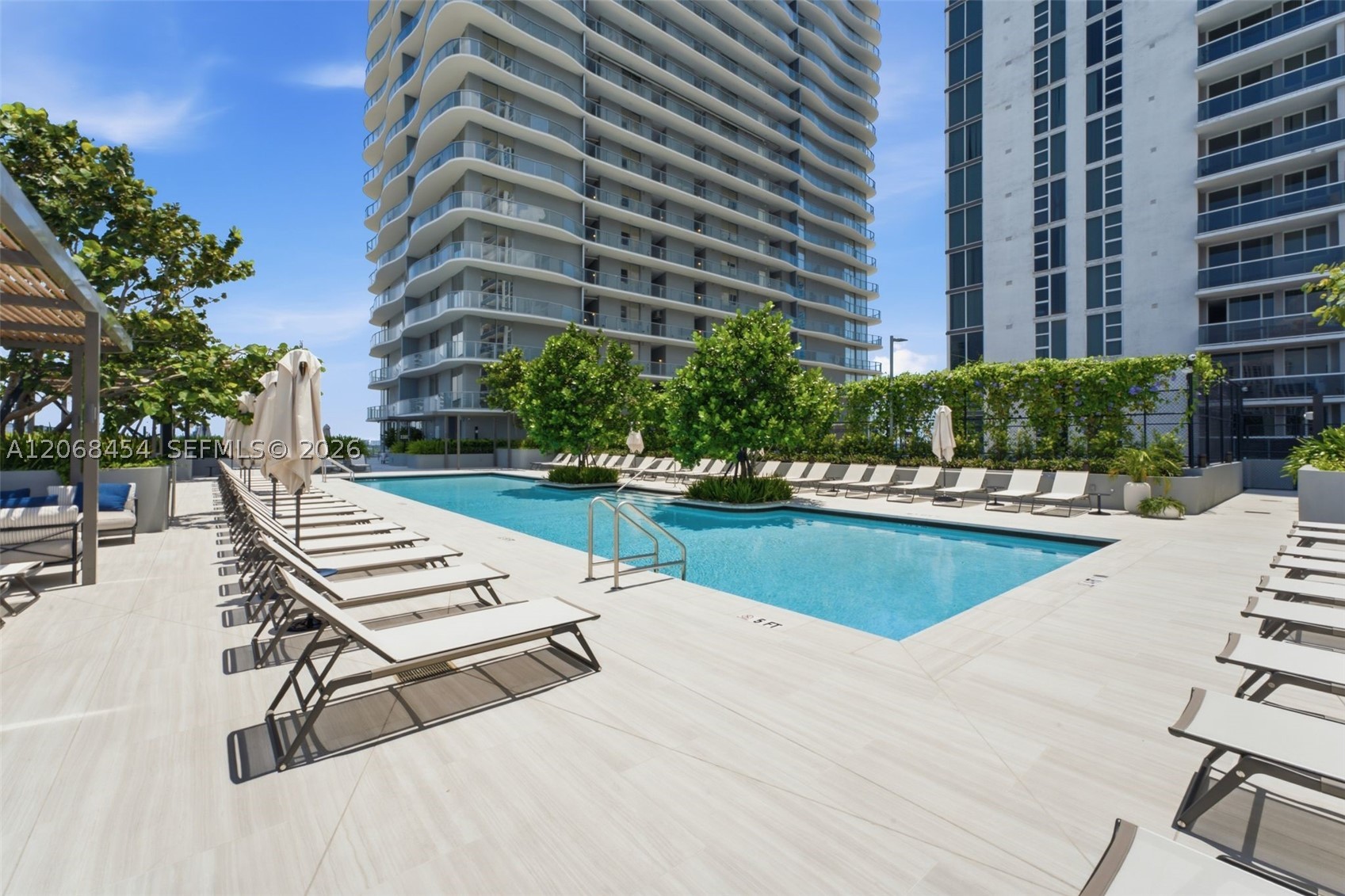 1400 Biscayne Blvd #3004 Miami, FL 33132
