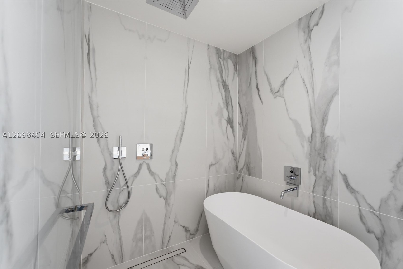 1400 Biscayne Blvd #3004 Miami, FL 33132