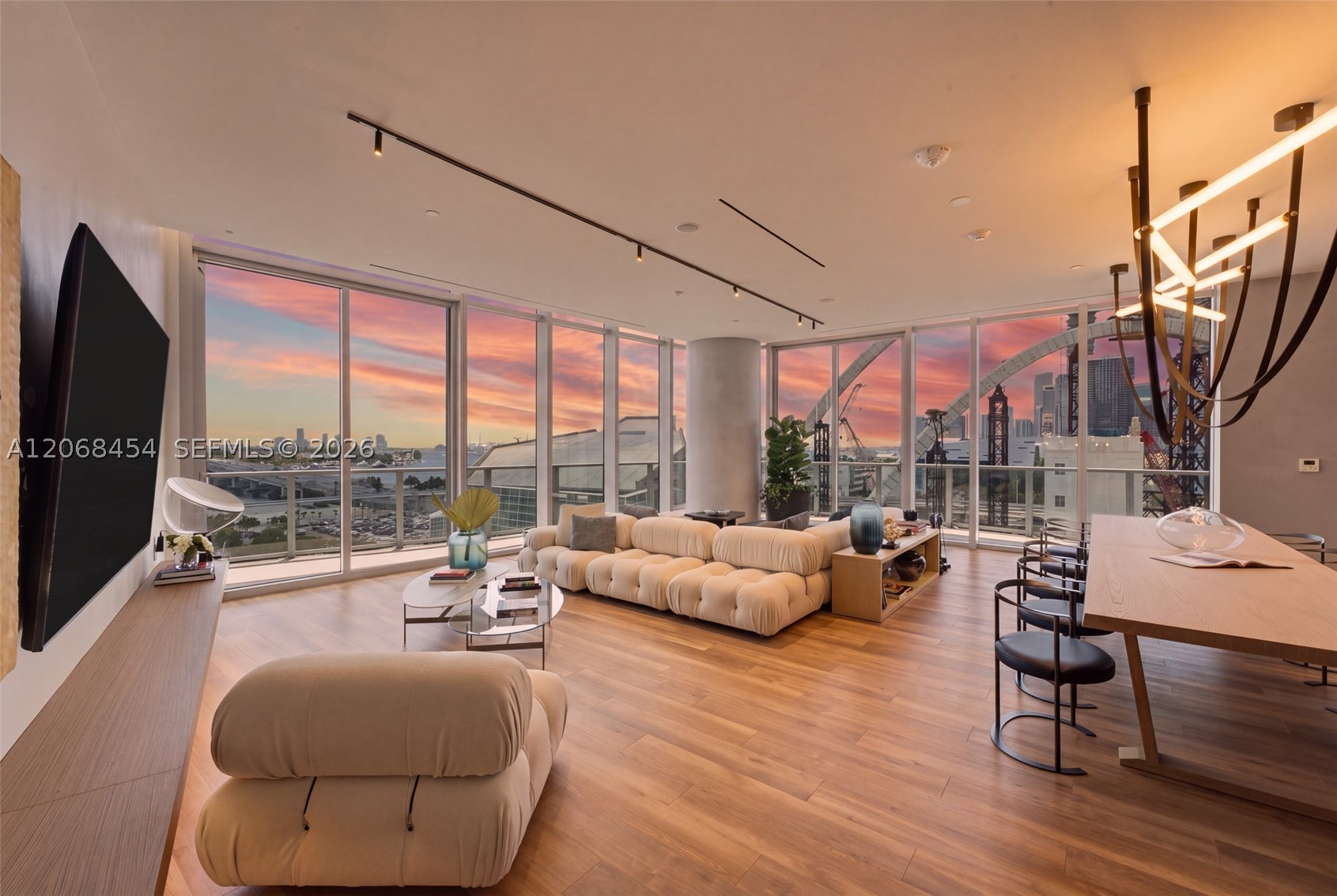 1400 Biscayne Blvd #3004 Miami, FL 33132
