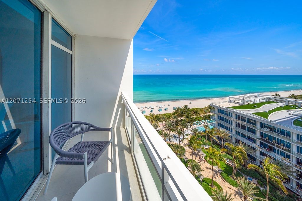 6801 Collins Ave #1206/1210