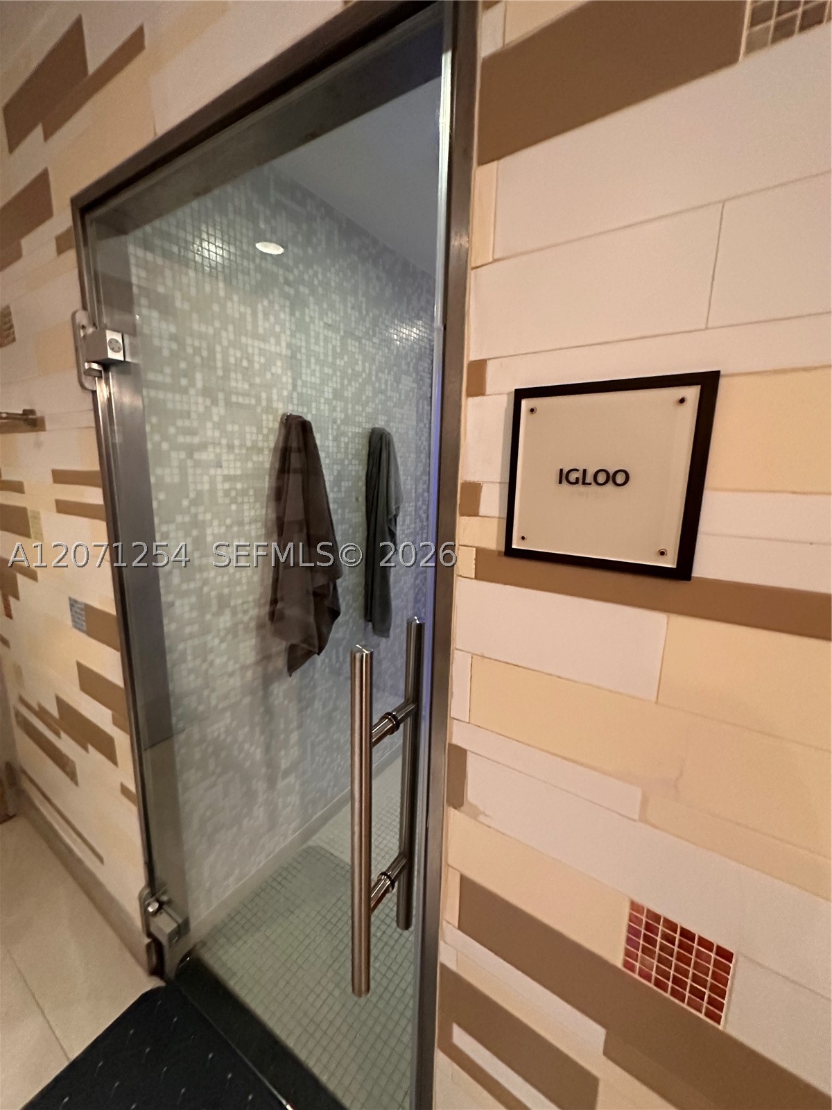 6801 Collins Ave #1206/1210 Miami Beach, FL 33141