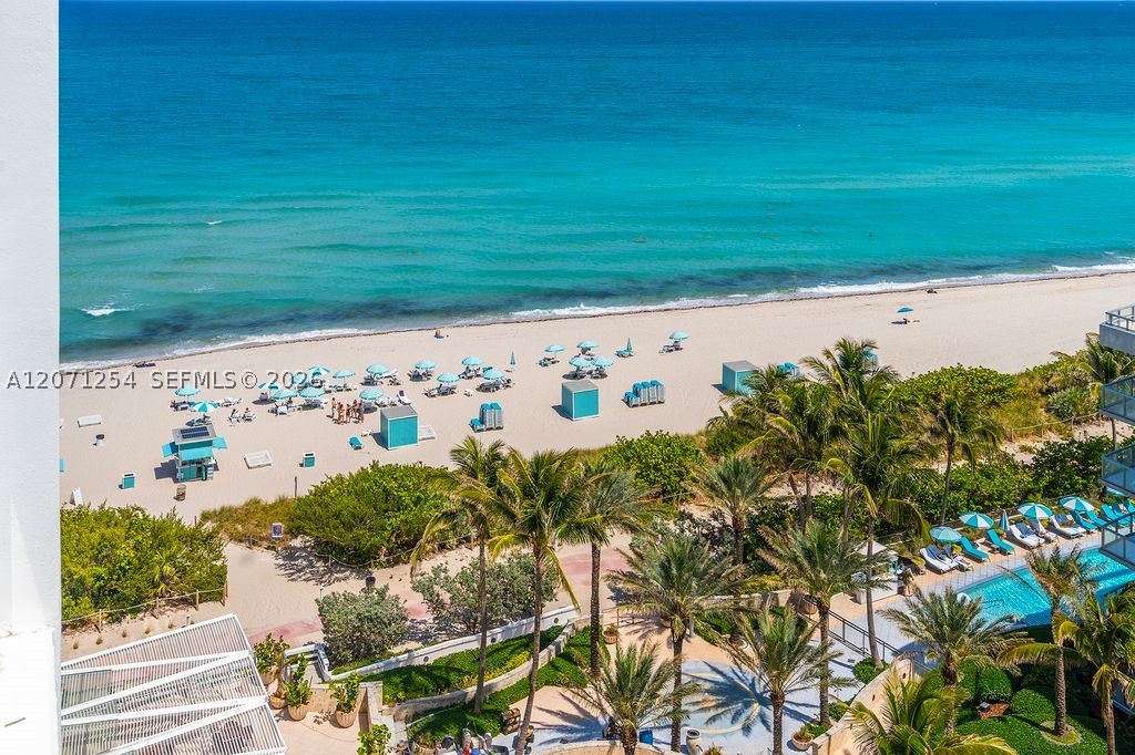 6801 Collins Ave #1206/1210 Miami Beach, FL 33141