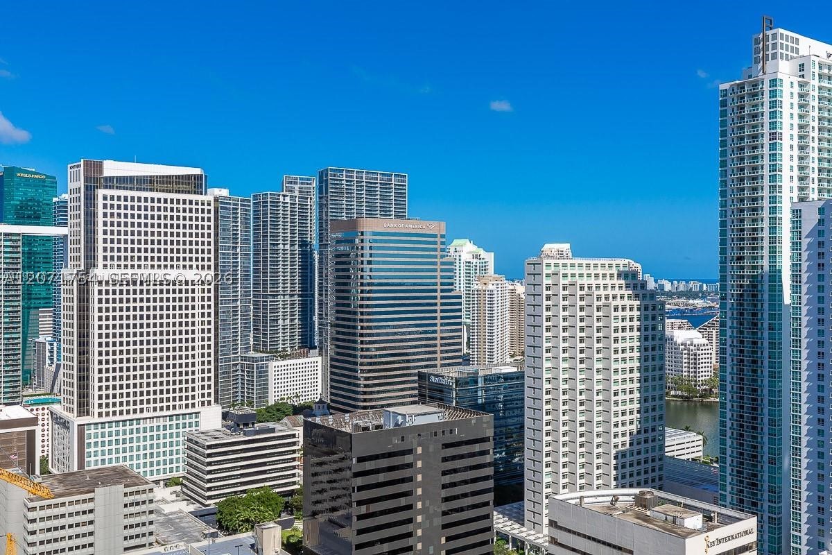 image Brickell Flatiron14