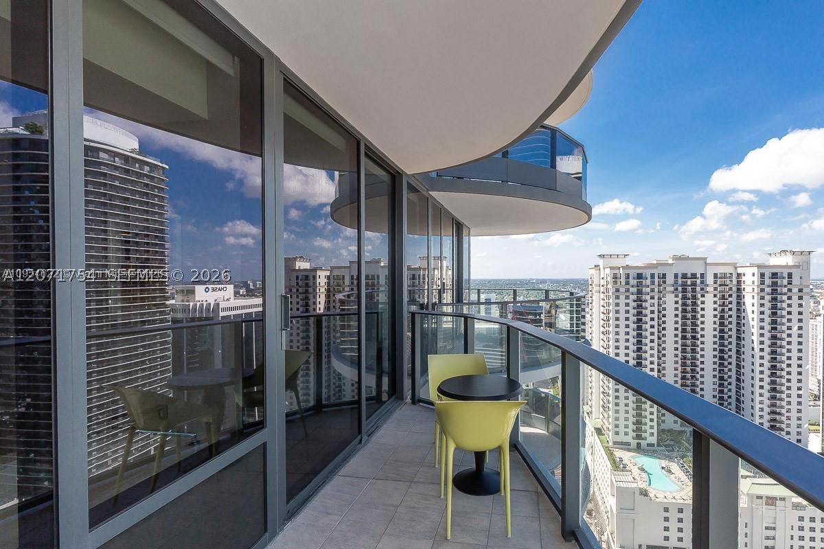 image Brickell Flatiron21