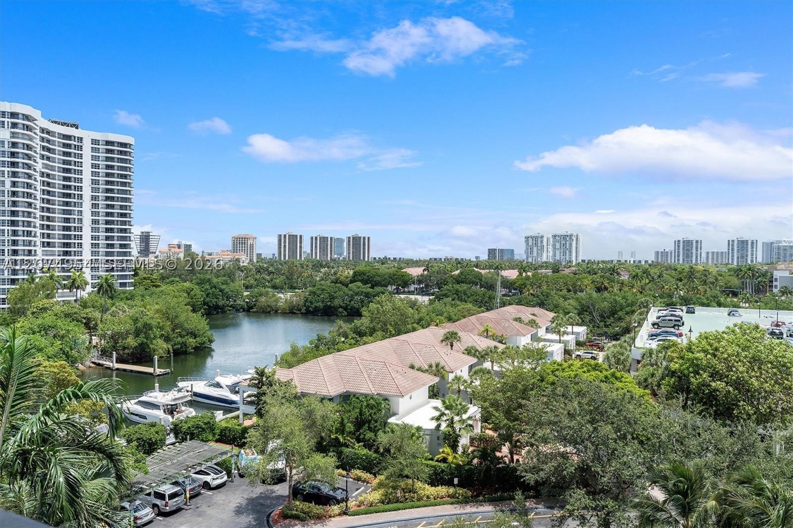 3530 Mystic Pointe Dr #808