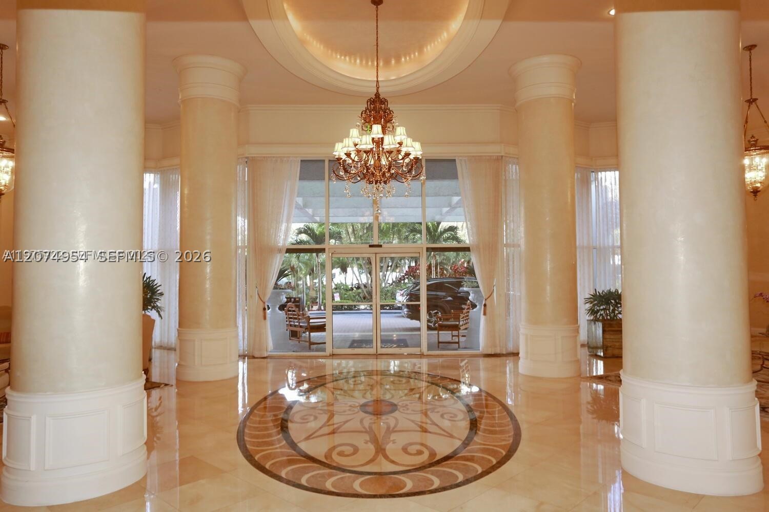 3530 Mystic Pointe Dr #808 Aventura, FL 33180