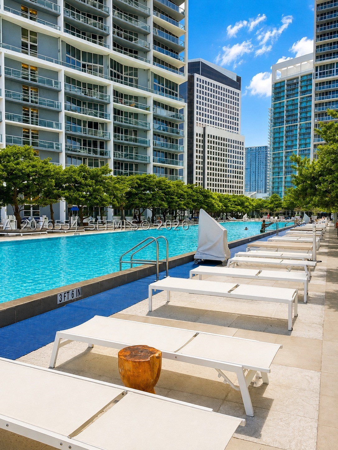 image Icon Brickell I22