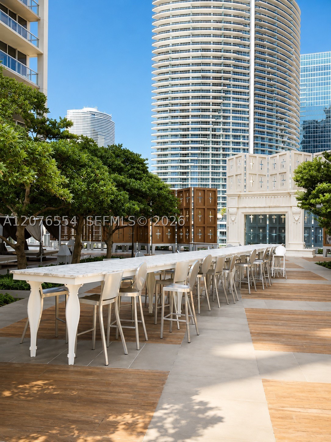image Icon Brickell I24