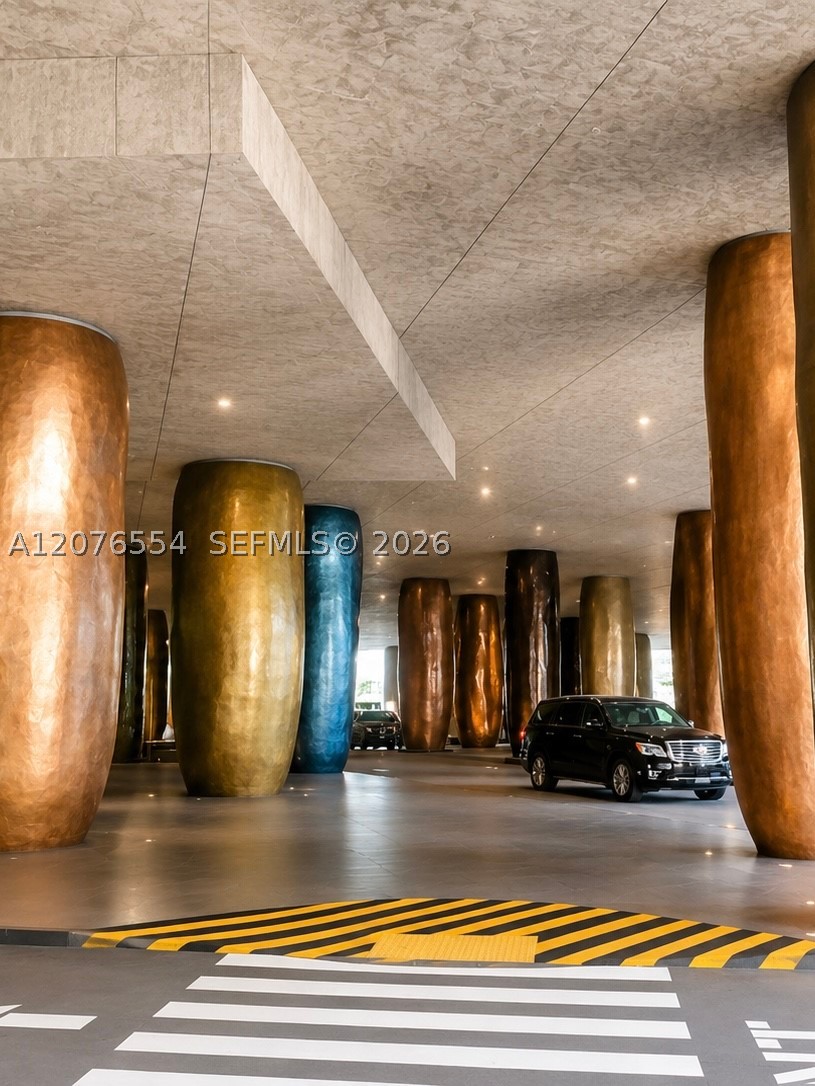 image Icon Brickell I35