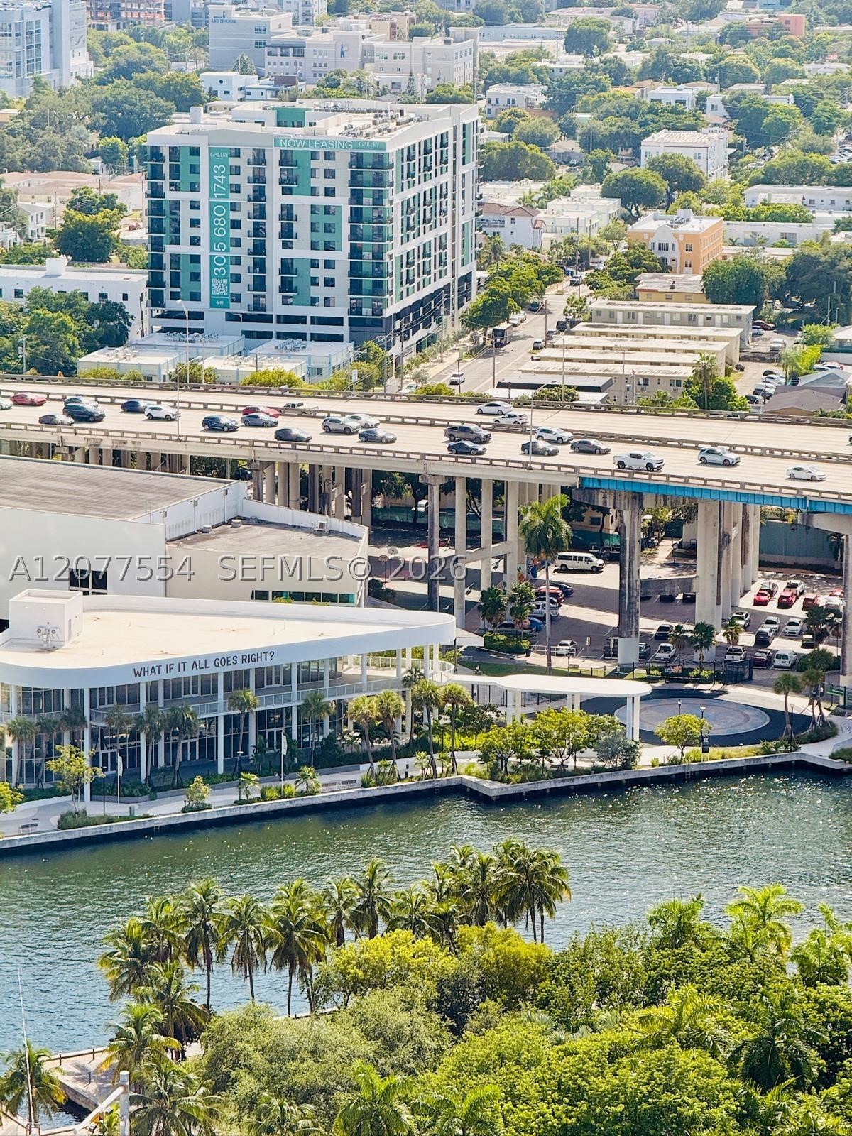image The Ivy at Riverfront21