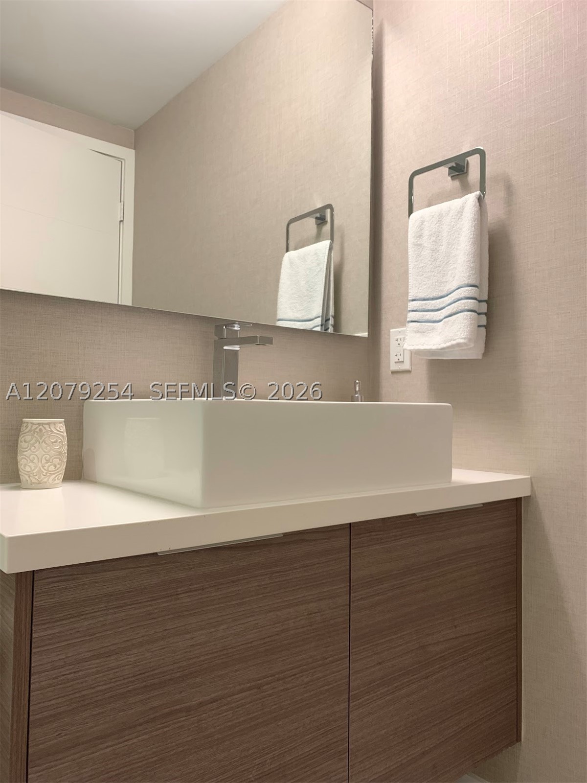 image Brickell Ten9
