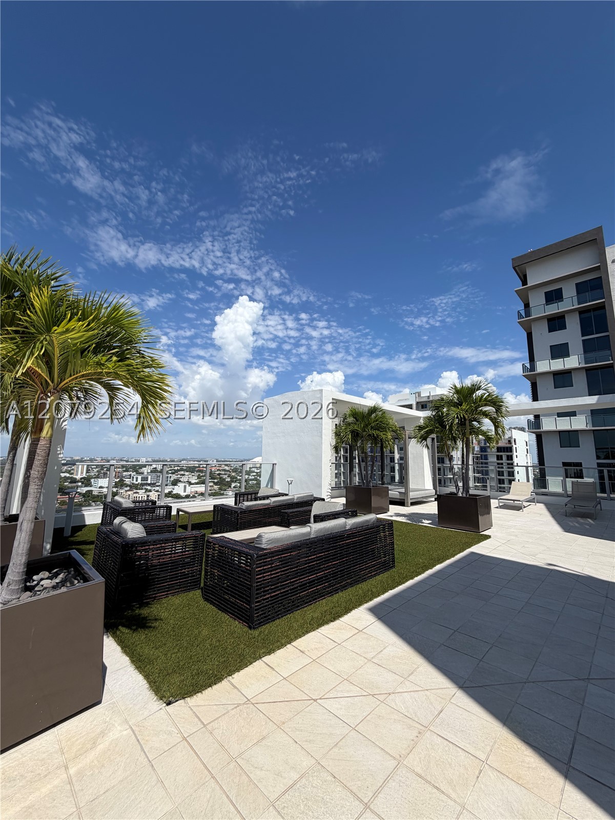 image Brickell Ten10
