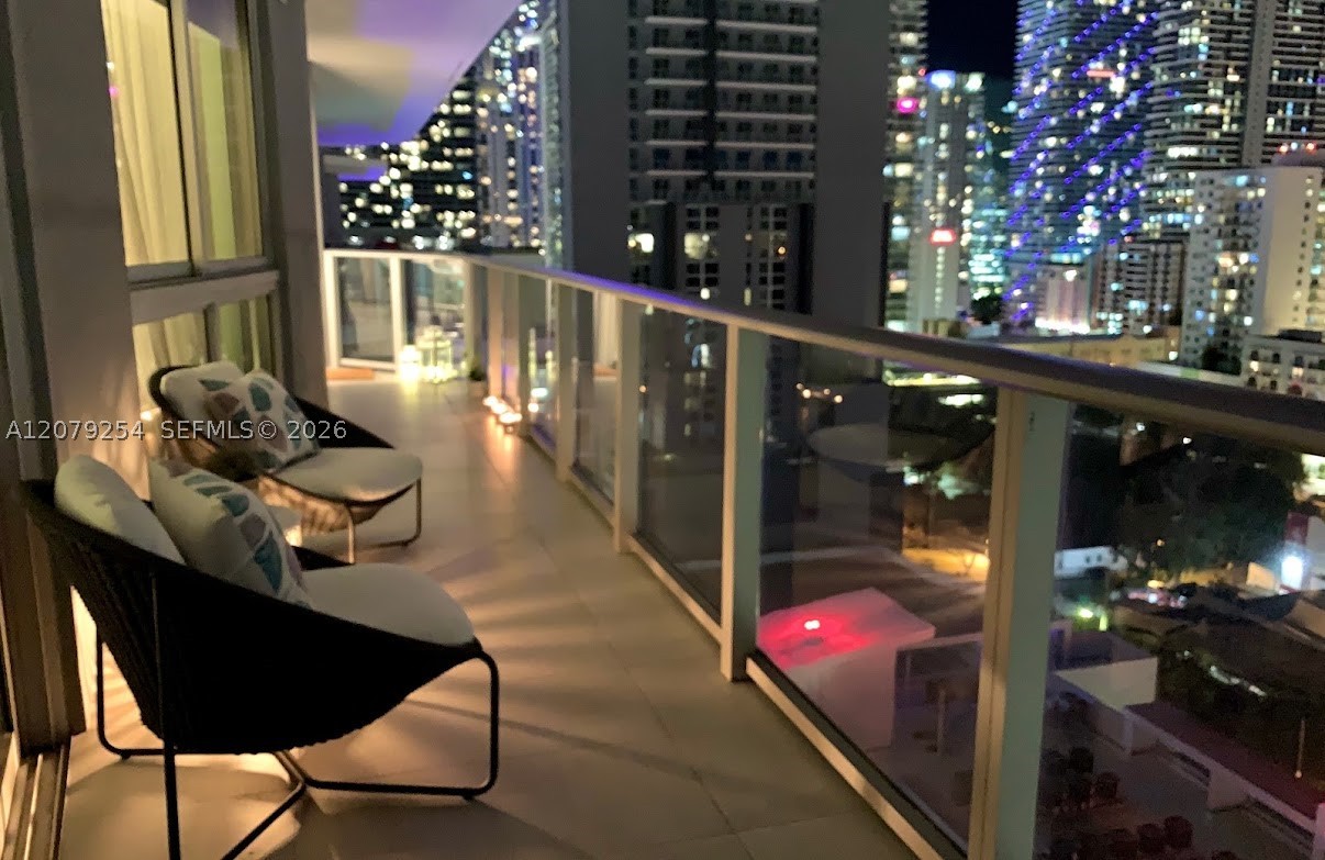 image Brickell Ten1