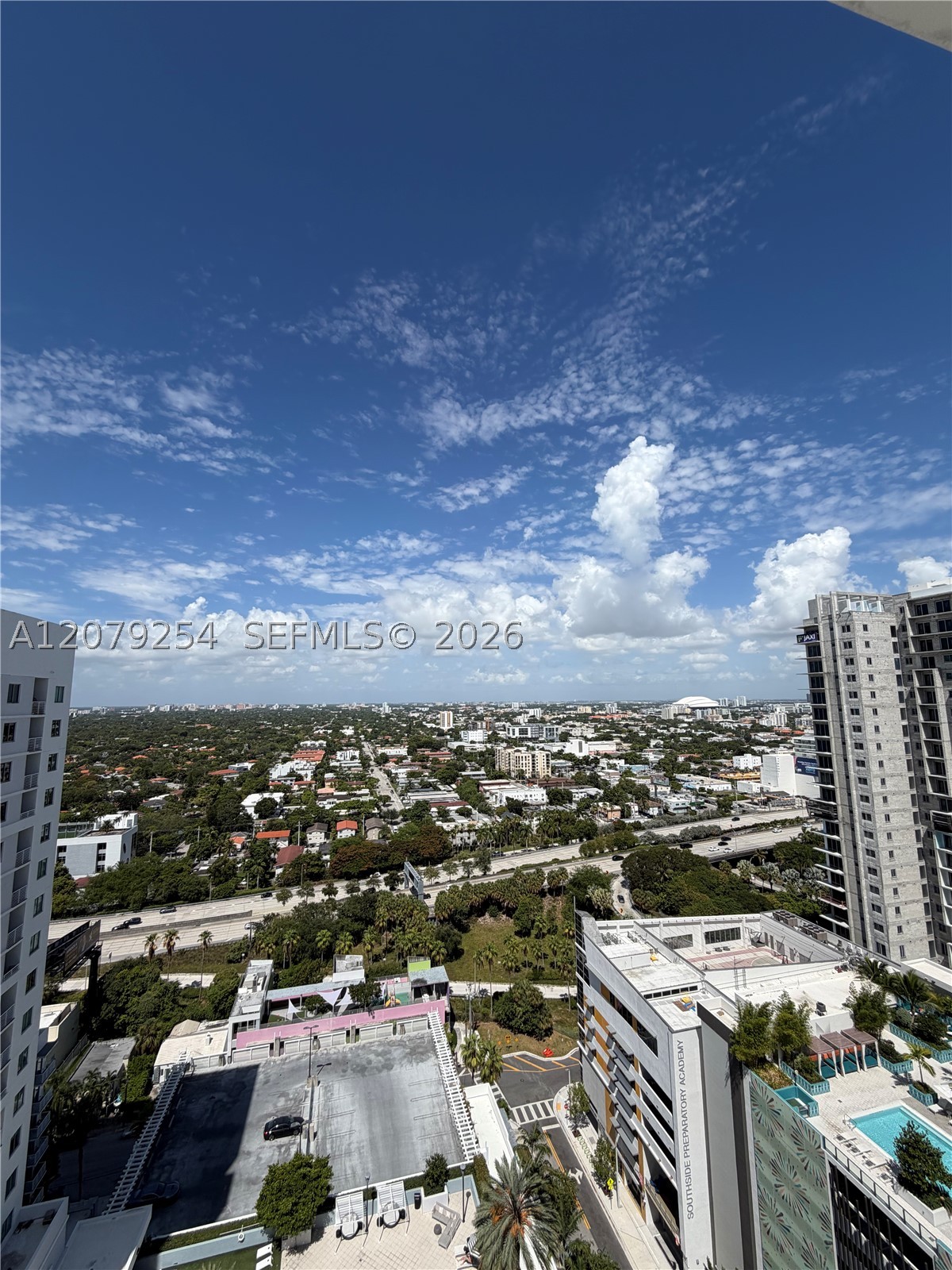 image Brickell Ten2