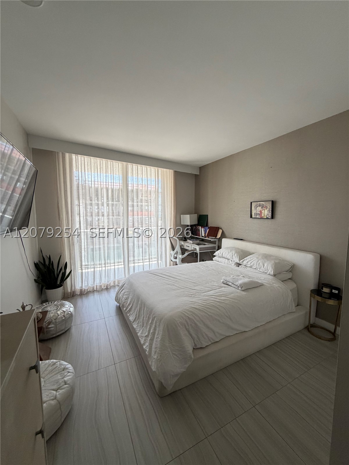 image Brickell Ten6