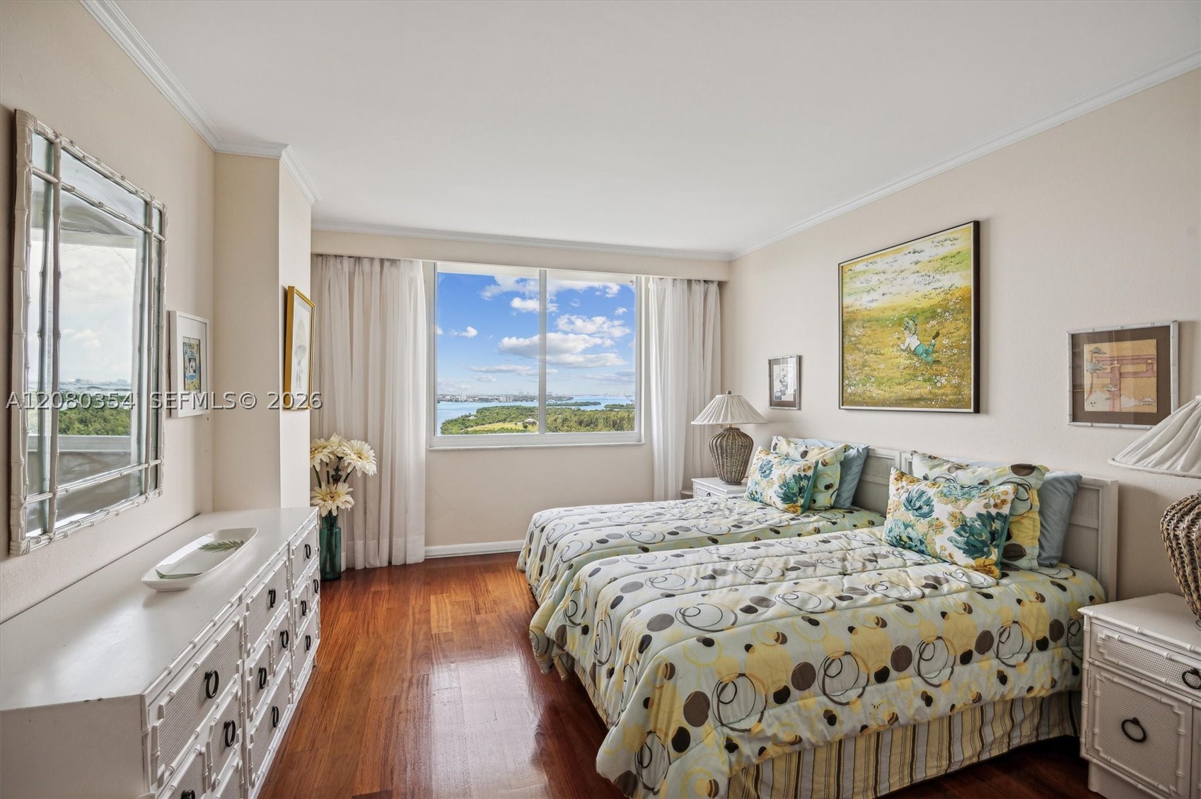 500 Bayview Dr #2122 Sunny Isles Beach, FL 33160