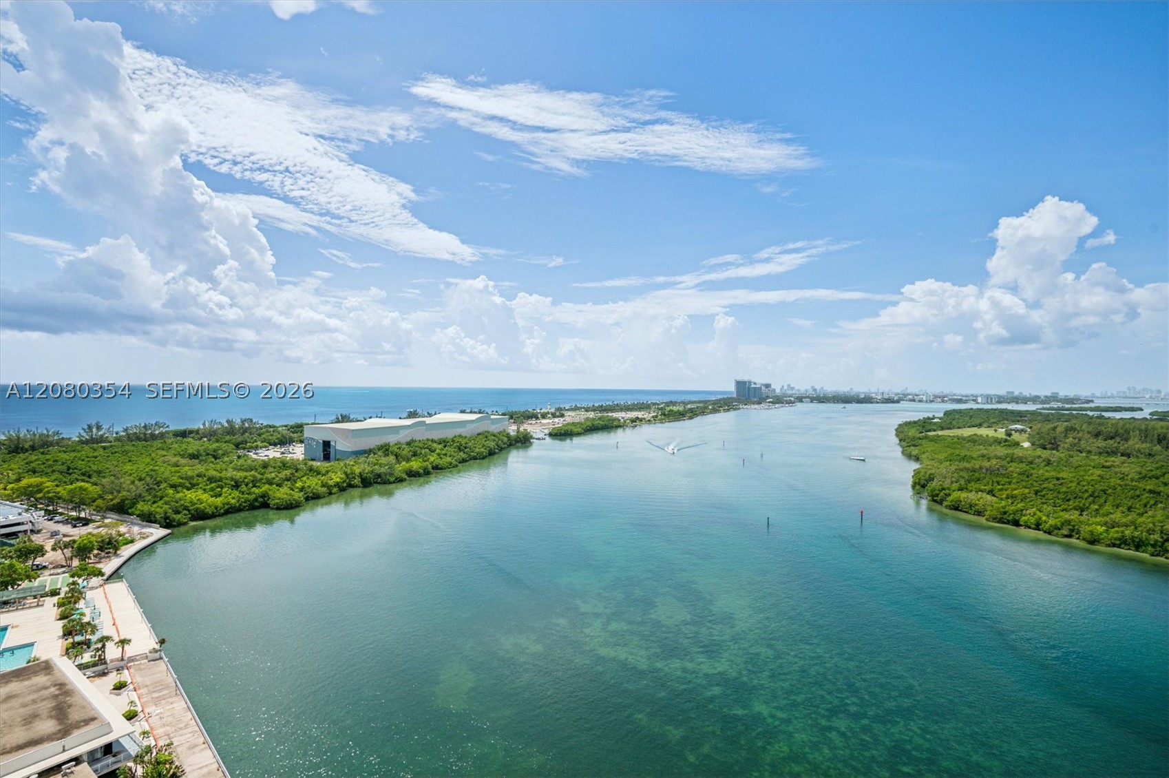 500 Bayview Dr #2122 Sunny Isles Beach, FL 33160