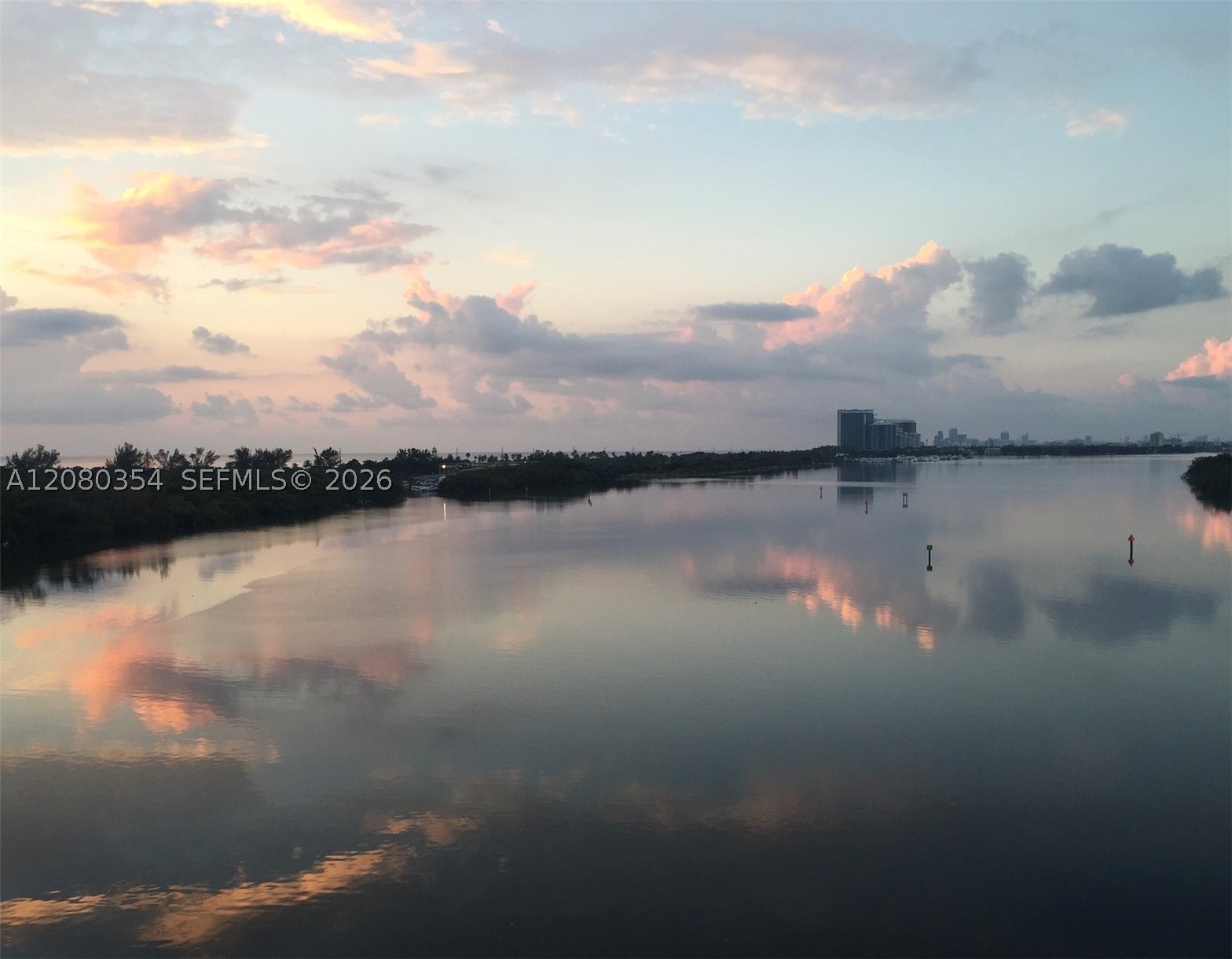 500 Bayview Dr #2122 Sunny Isles Beach, FL 33160