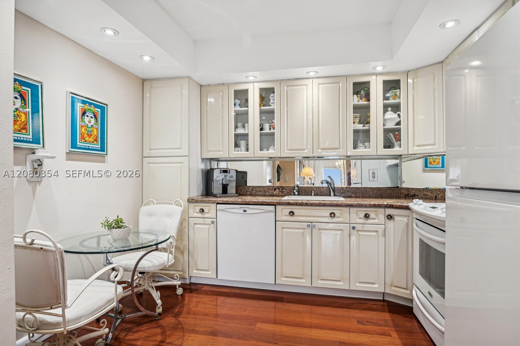 500 Bayview Dr #2122 Sunny Isles Beach, FL 33160
