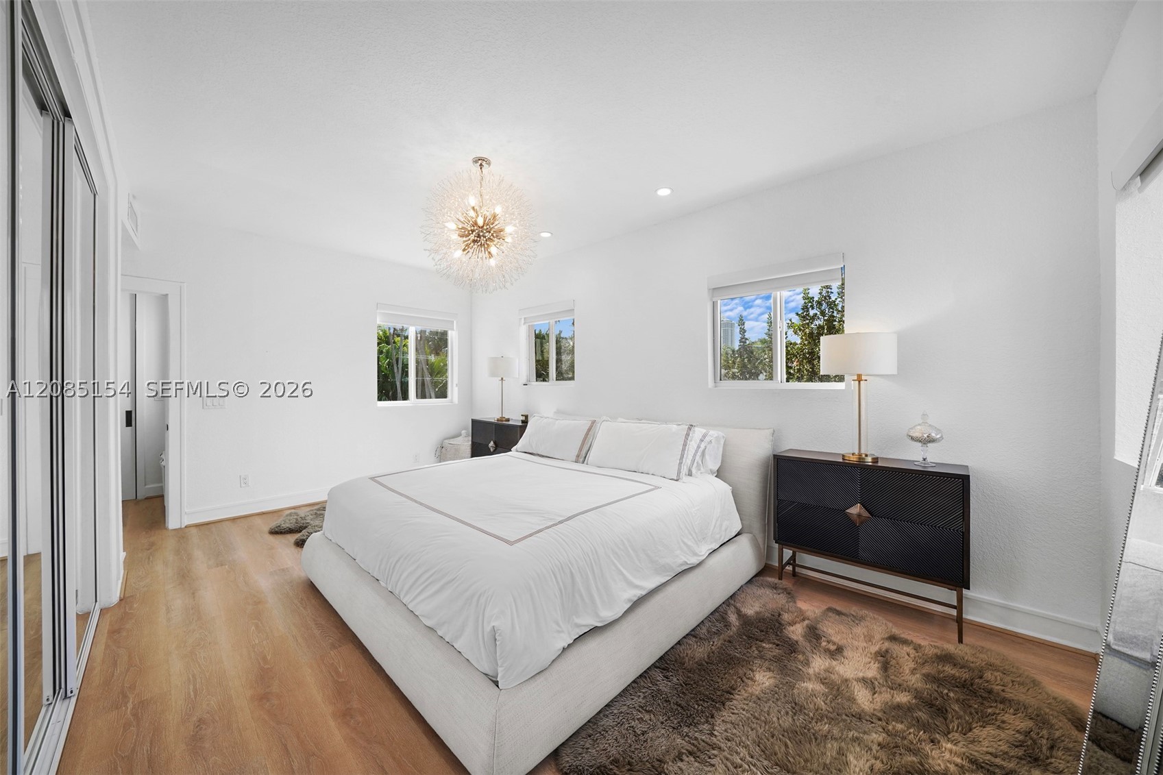 5237 La Gorce Dr Miami Beach, FL 33140
