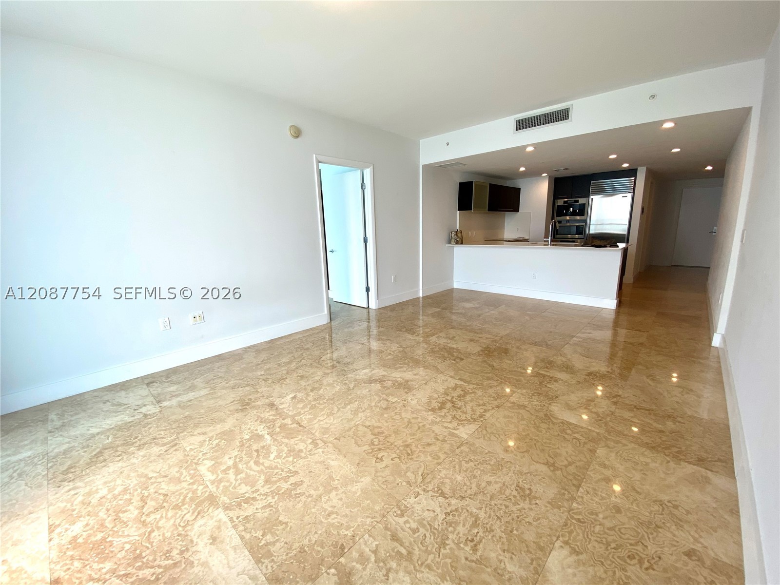 image Jade Beach6
