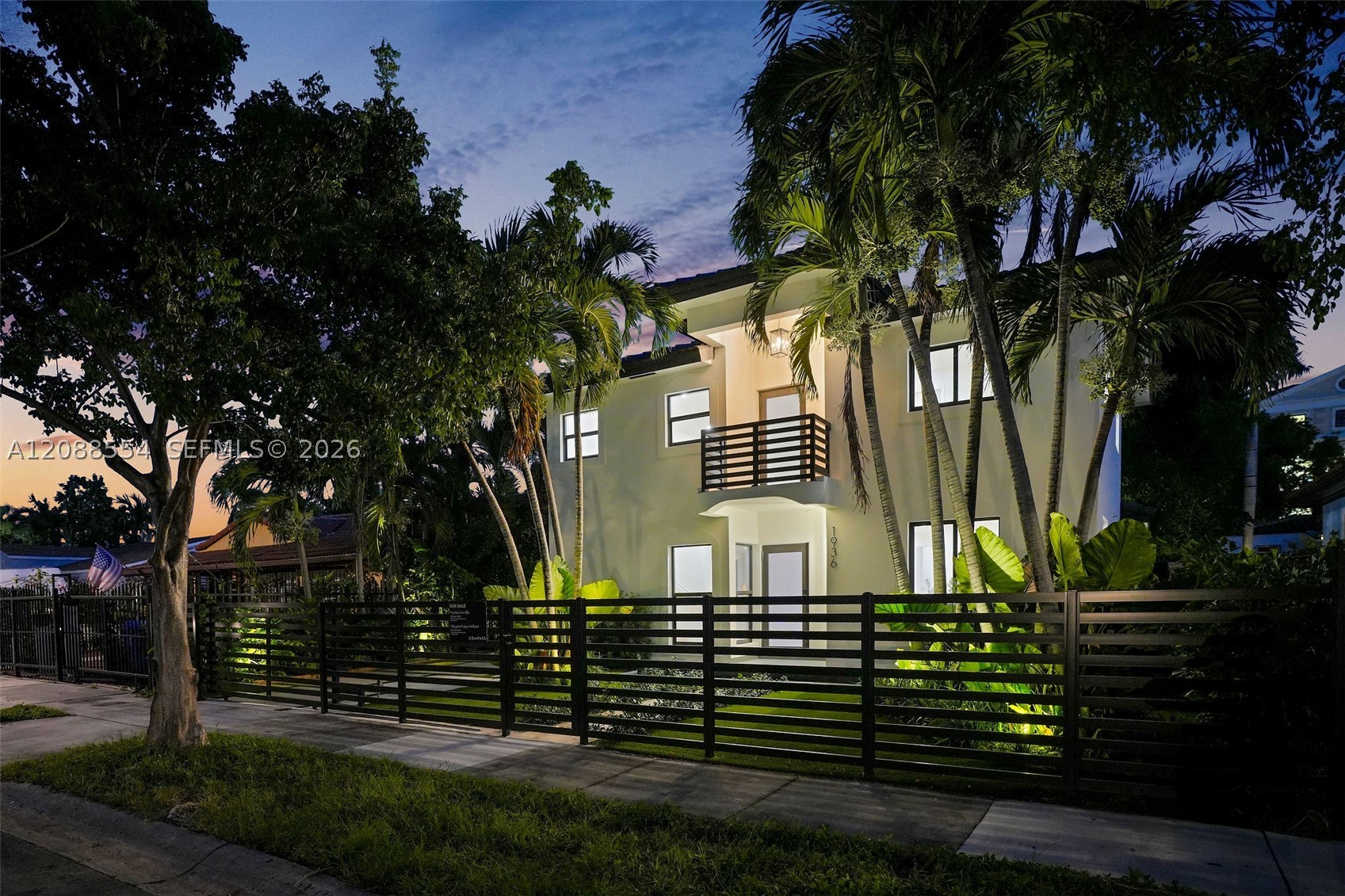 1936 SW 18th St Miami, FL 33145
