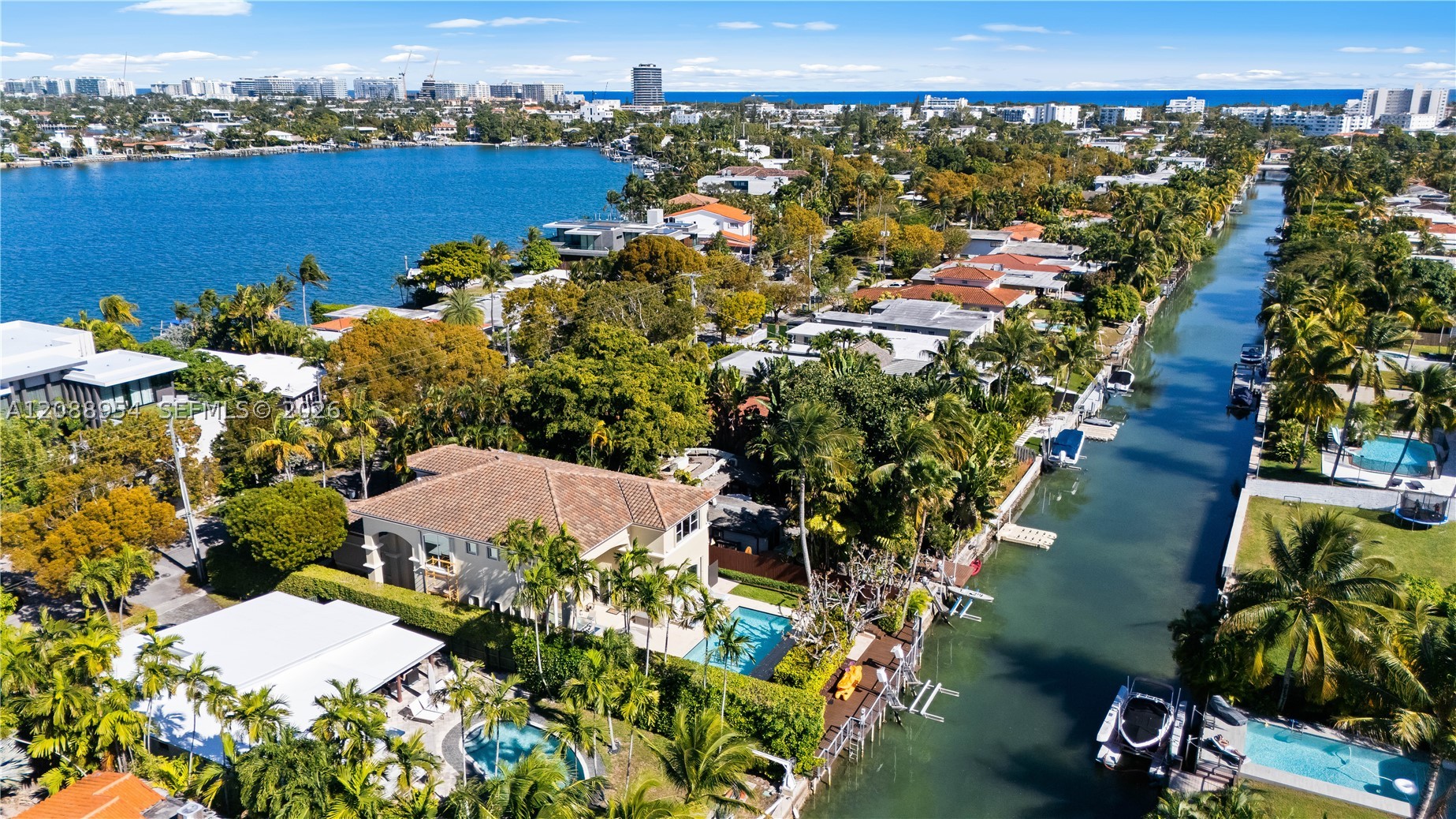 1490 Cleveland Rd Miami Beach, FL 33141