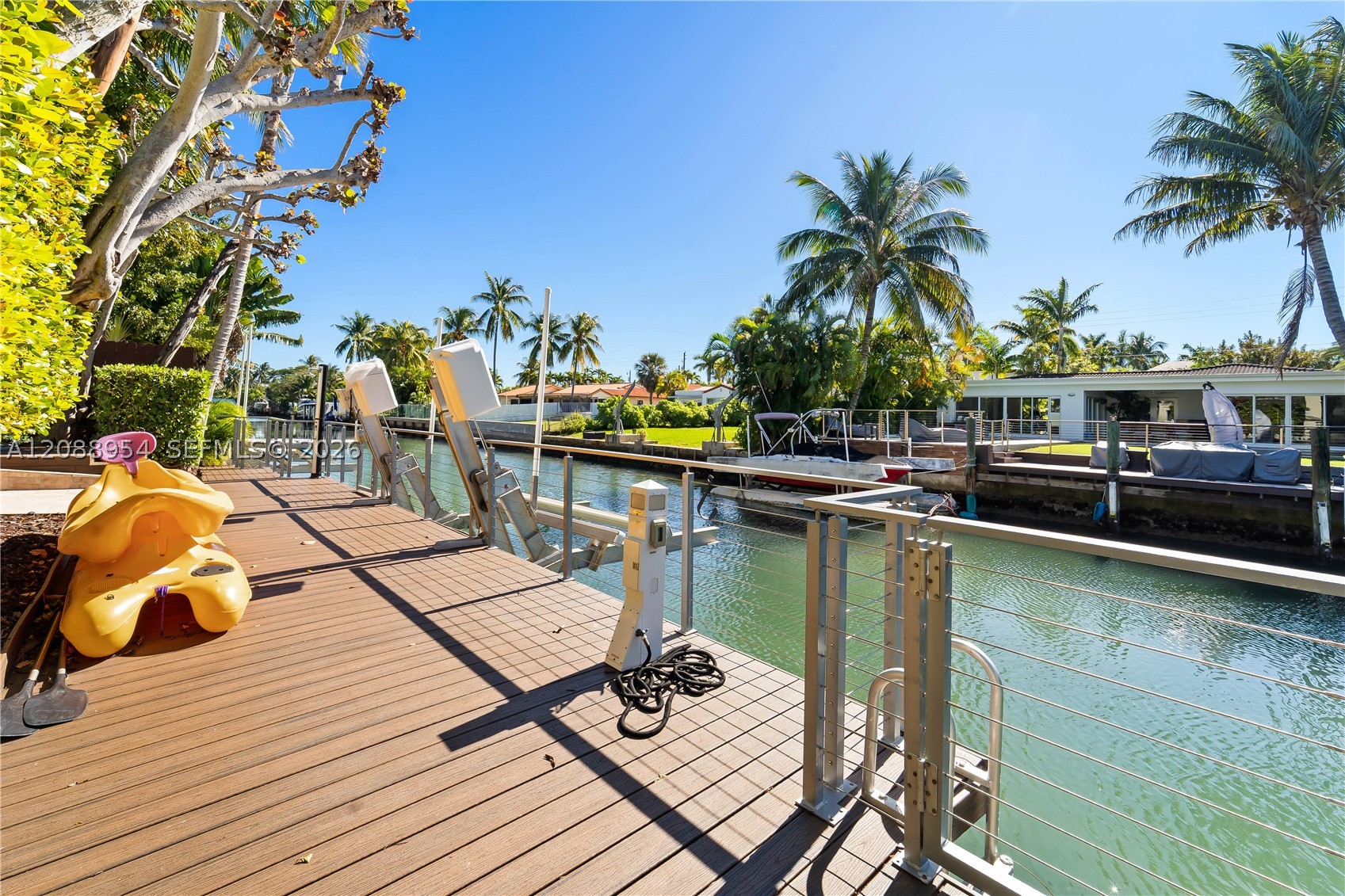 1490 Cleveland Rd Miami Beach, FL 33141