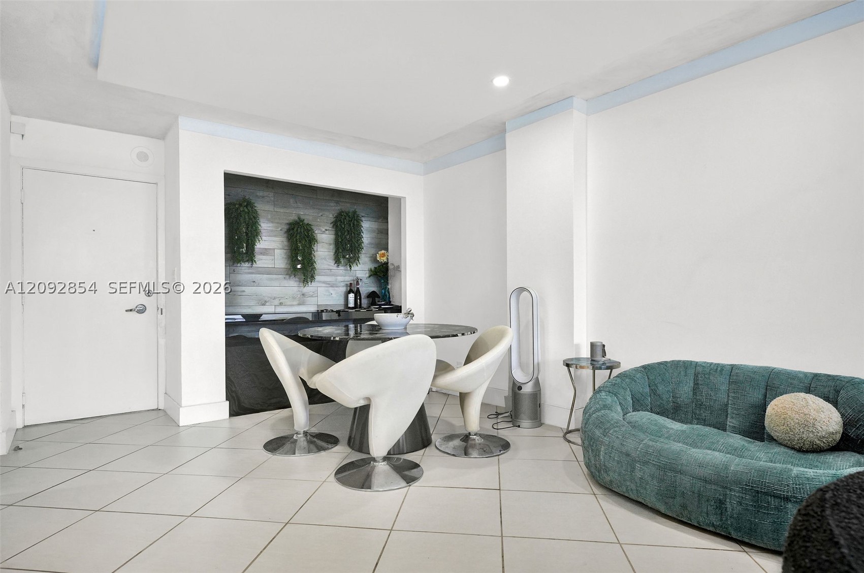 6770 Indian Crk Dr #12S Miami Beach, FL 33141