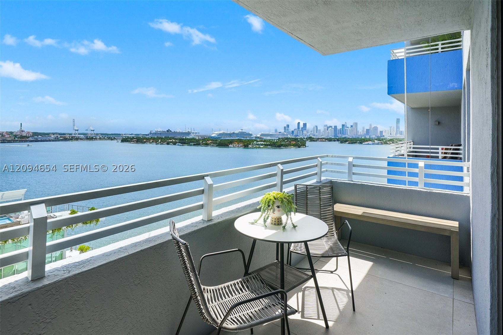 1330 West Ave #1506