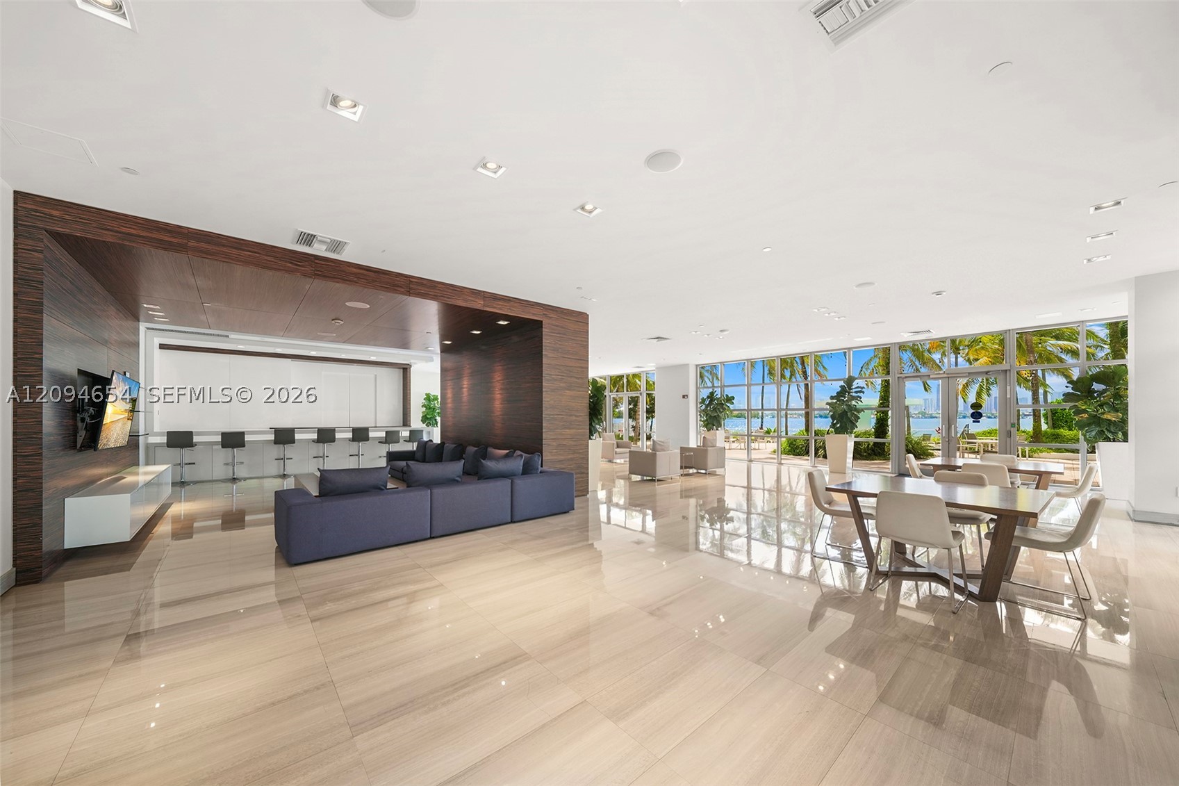 image The Waverly at South Beach30