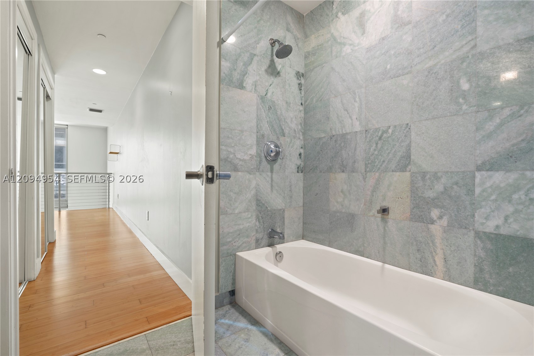 image 1060 Brickell - 105016