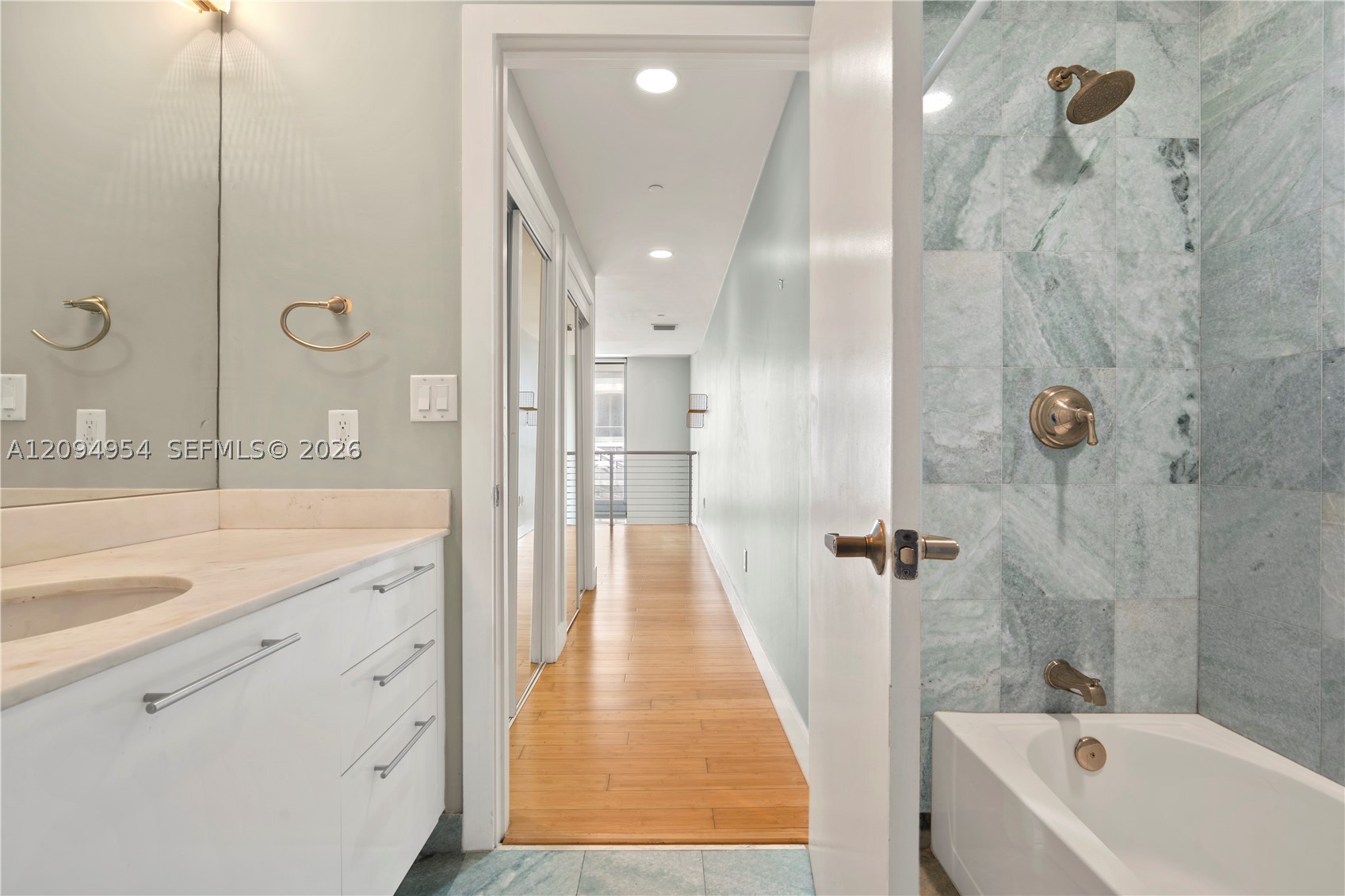 image 1060 Brickell - 105017
