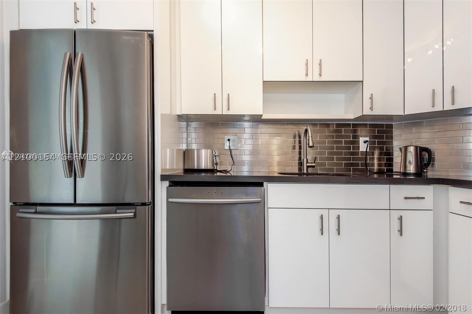 image Arlen House Condo15