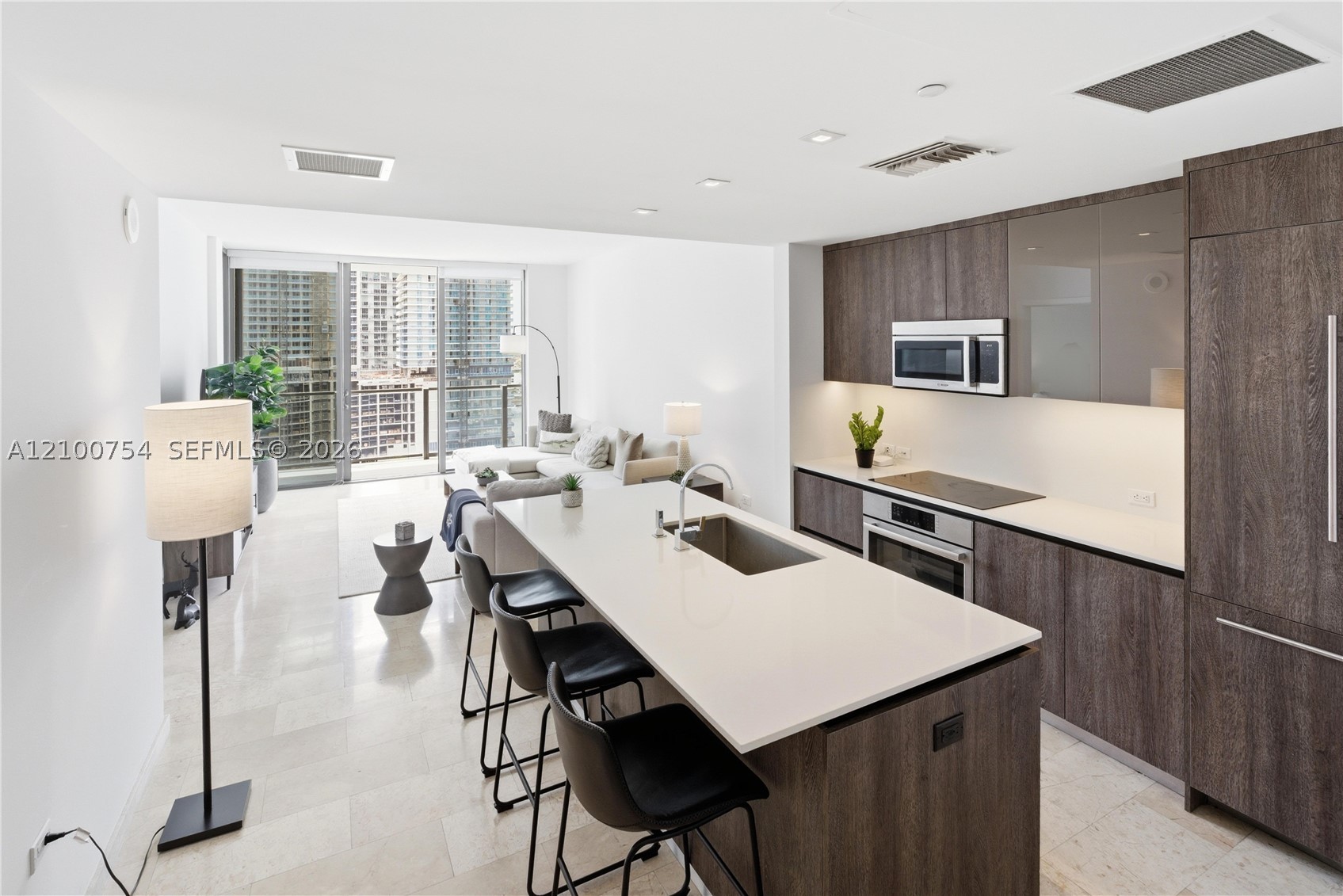 image Reach Brickell City Centre10