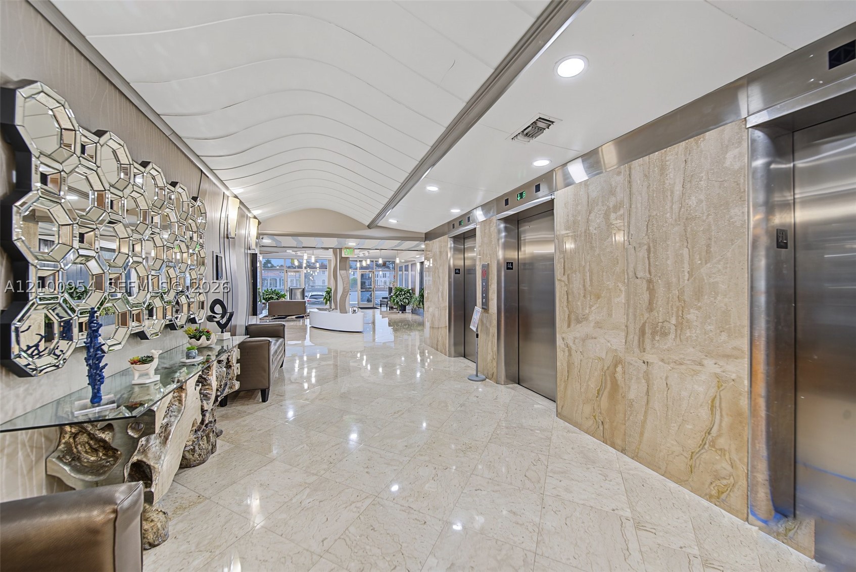 1500 S Ocean Dr #15H