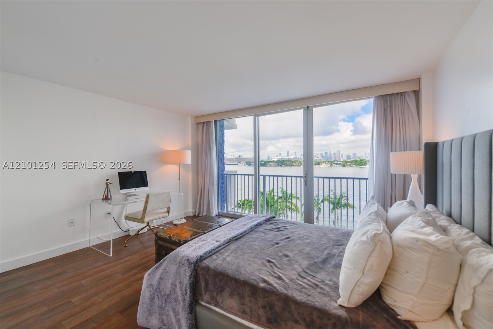 800 West Ave #629 Miami Beach, FL 33139