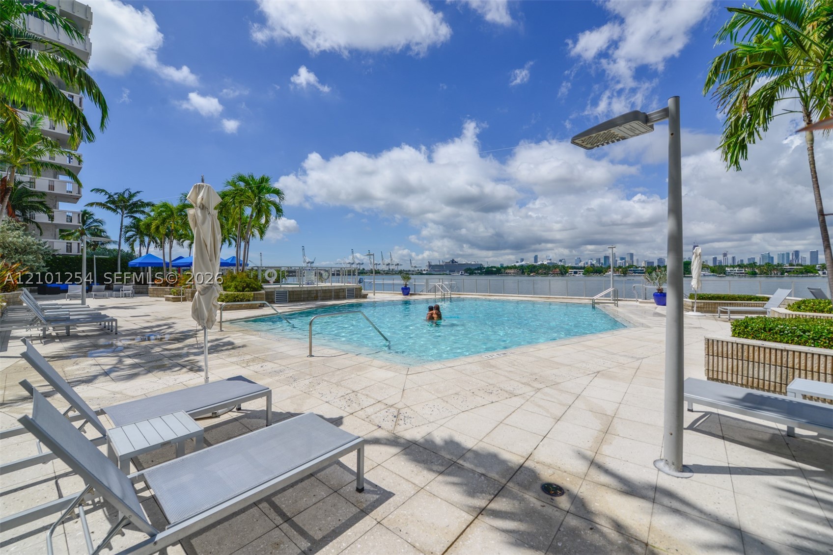 800 West Ave #629 Miami Beach, FL 33139
