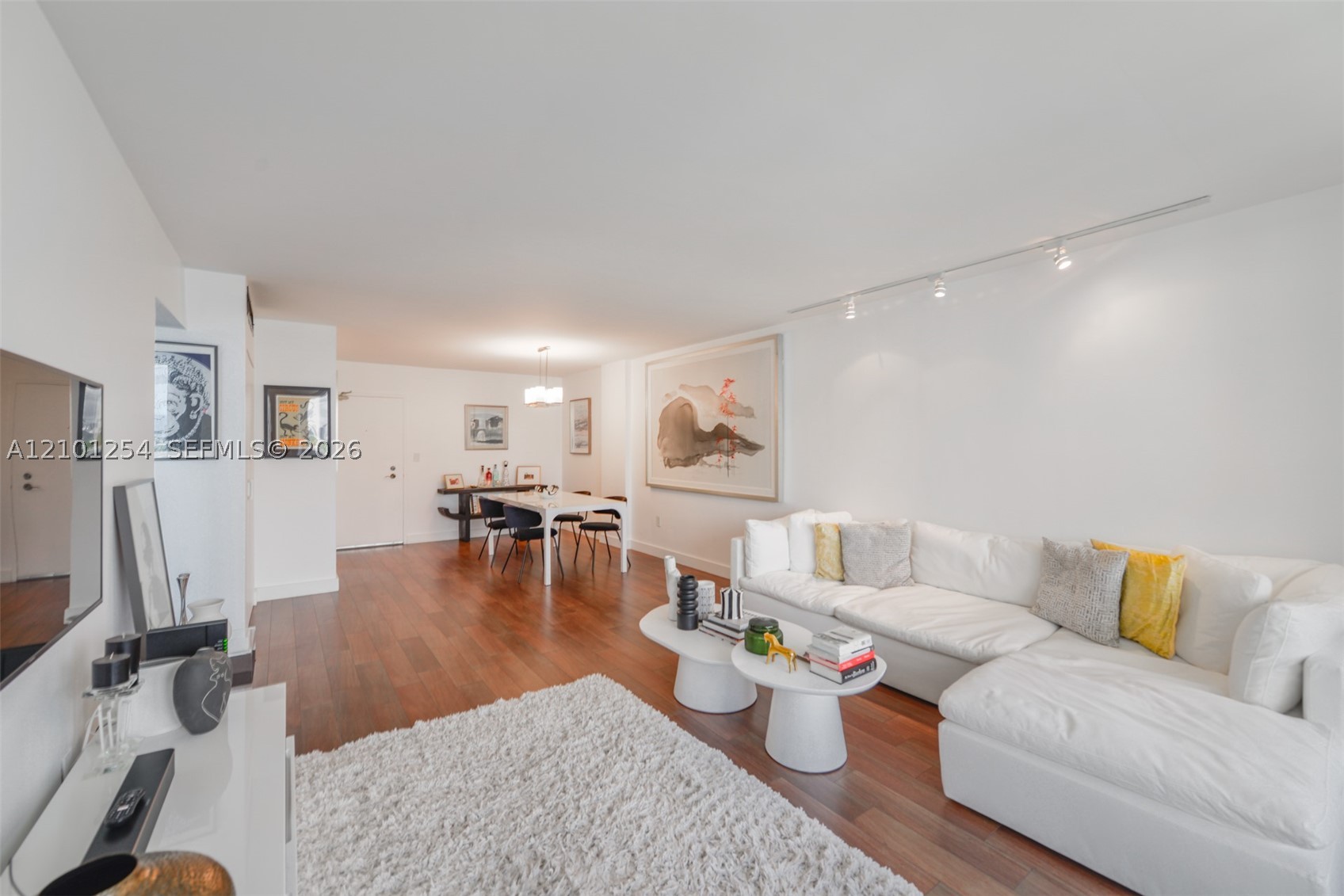 800 West Ave #629 Miami Beach, FL 33139