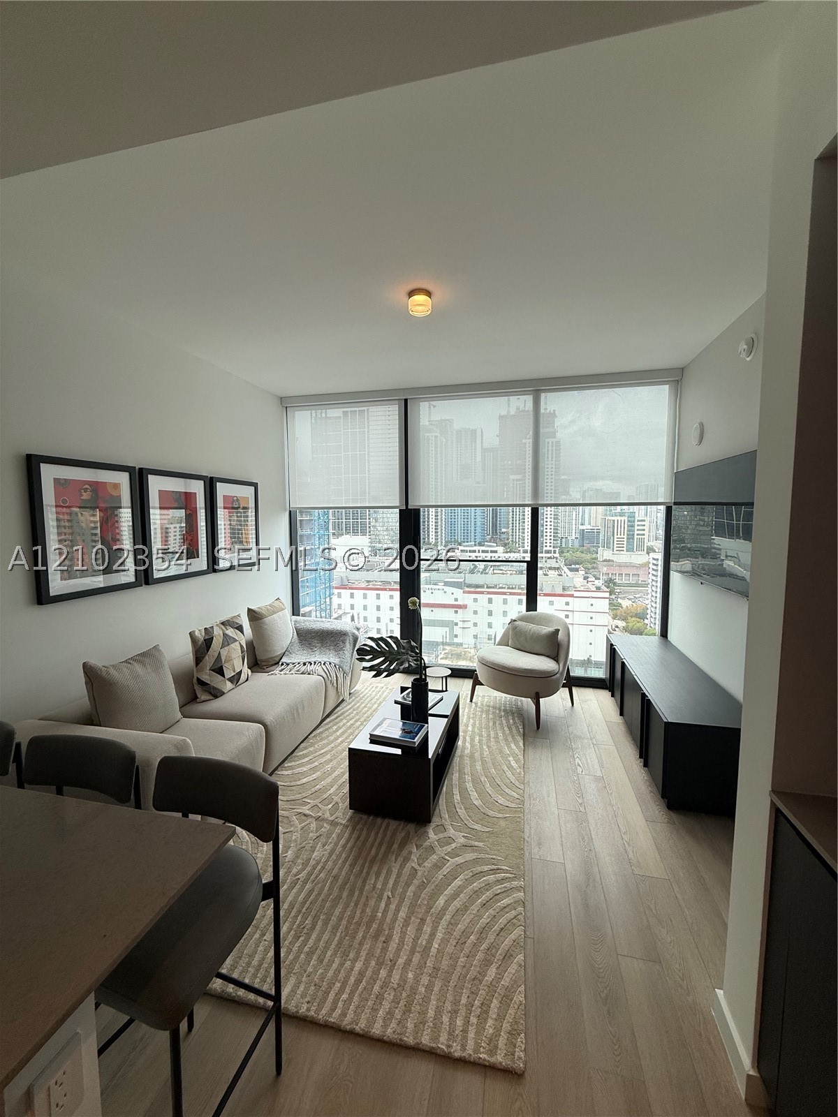 20 NE 11th St #2909