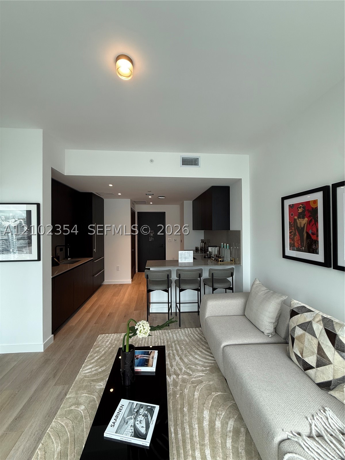 image E11EVEN Hotel & Residences2