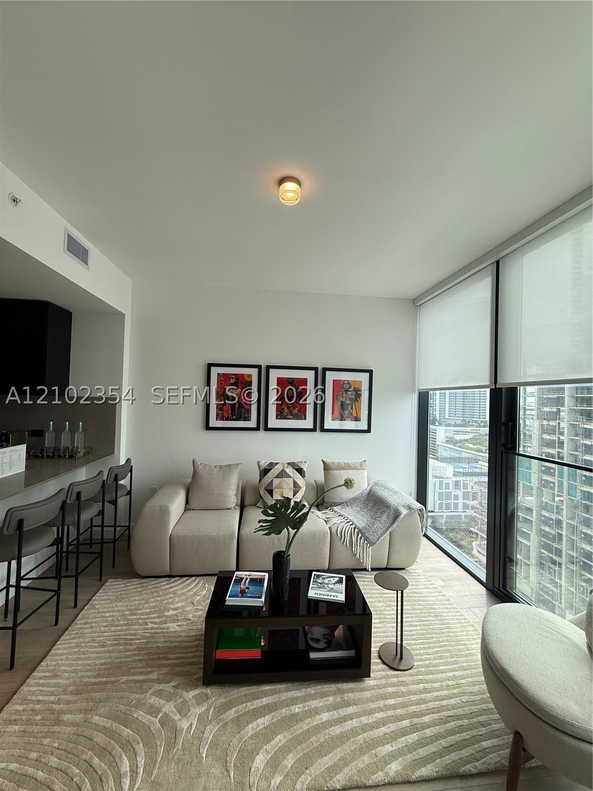 image E11EVEN Hotel & Residences3