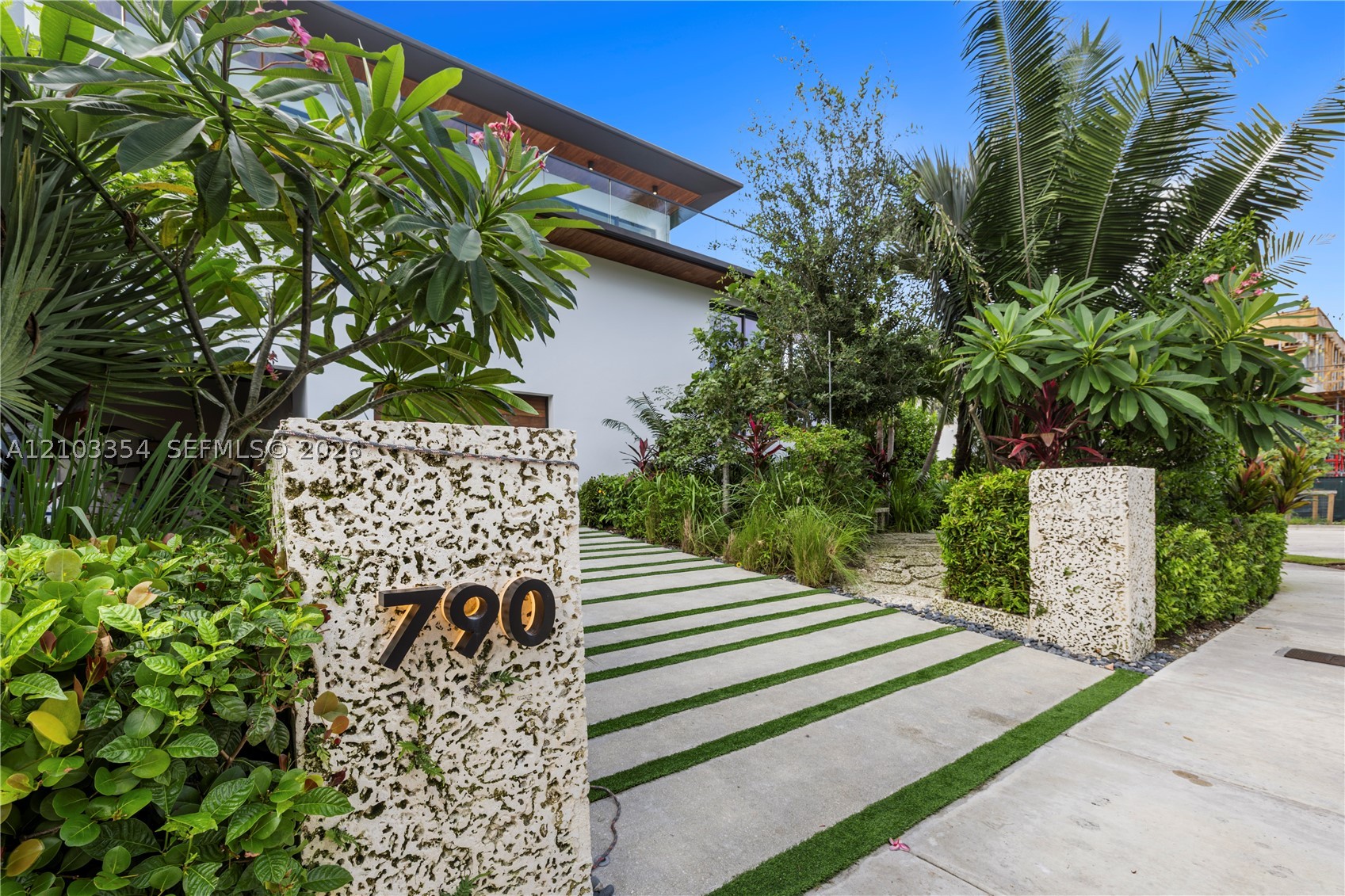 790 NE 77th Ter Miami, FL 33138
