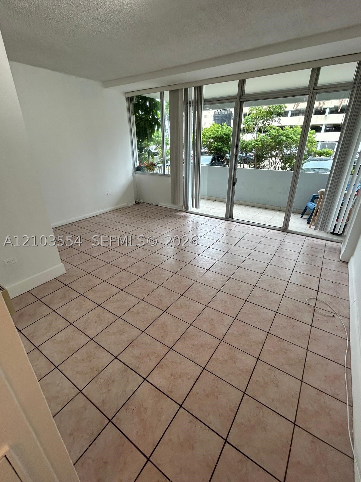 7545 E Treasure Dr #1A