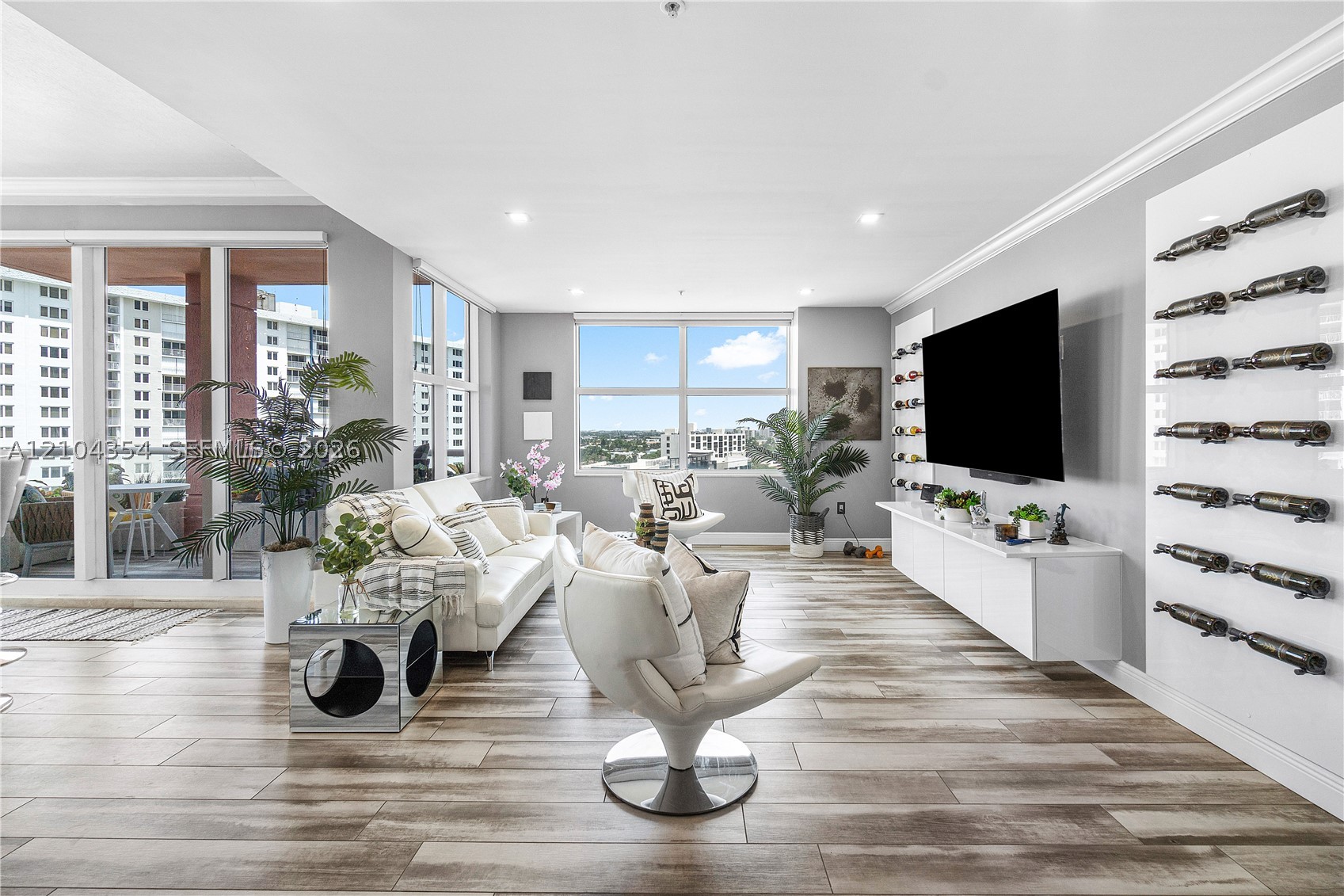 2110 N Ocean Blvd #10E Fort Lauderdale, FL 33305