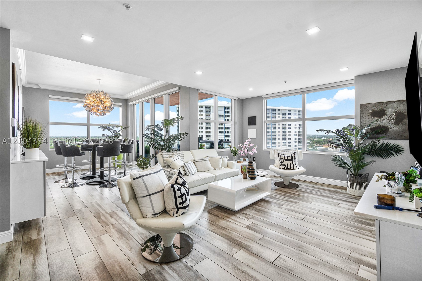 2110 N Ocean Blvd #10E Fort Lauderdale, FL 33305
