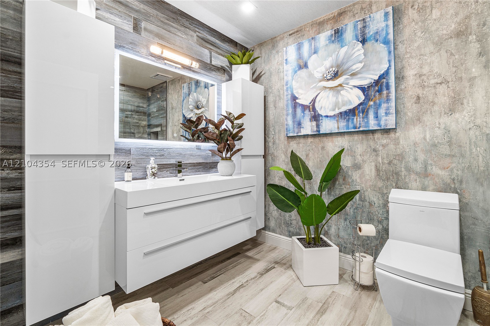 2110 N Ocean Blvd #10E Fort Lauderdale, FL 33305
