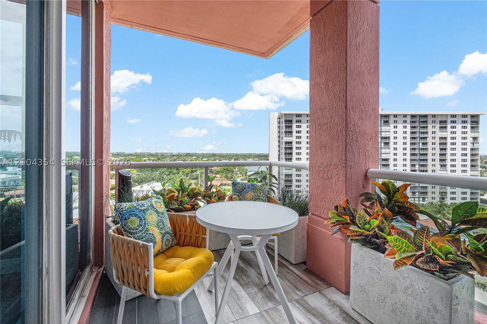2110 N Ocean Blvd #10E Fort Lauderdale, FL 33305
