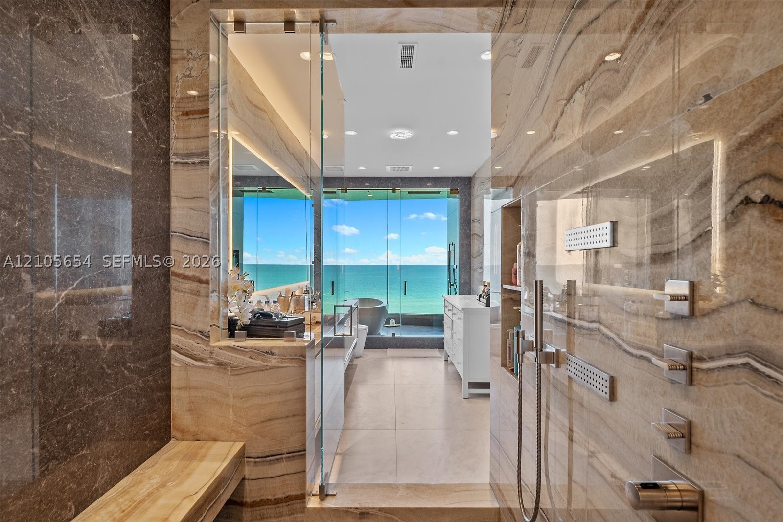 image Estates At Acqualina0
