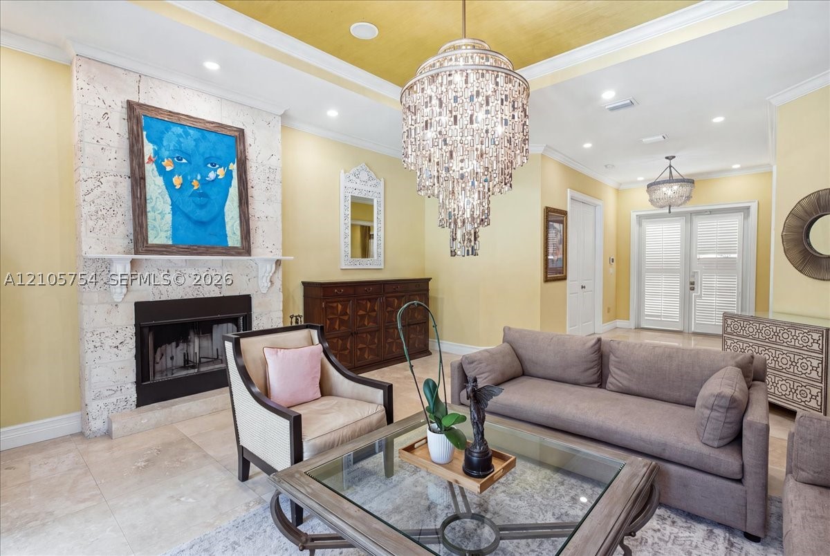 6011 SW 82nd St South Miami, FL 33143